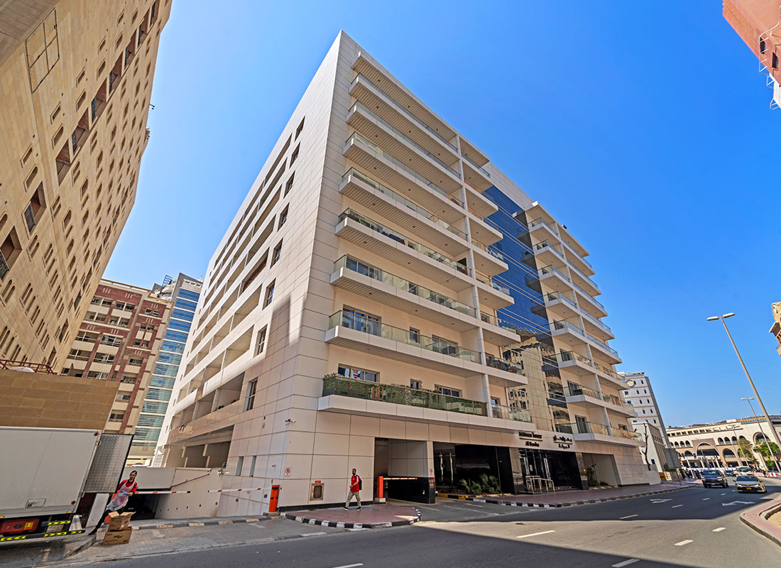 1-Bahwan-Tower-Al-Barsha